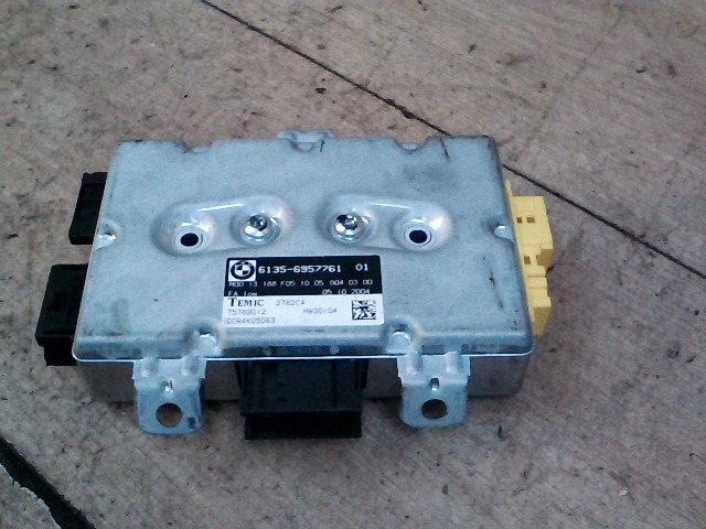 BMW E60 2003.07.01-2010.10.01 Bal első ajtó vezérlőegység dcu modul  bontott alkatrész