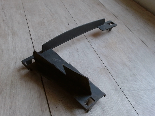 RENAULT CLIO 06-09 Intercooler légterelő bontott alkatrész