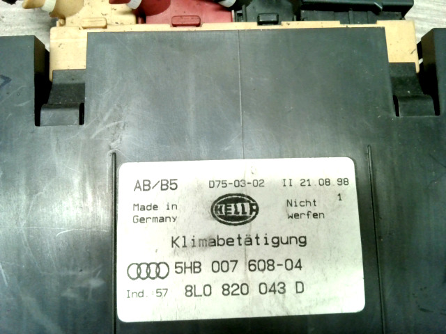 AUDI A3 96-00 Fűtés vezérlő panel bontott alkatrész