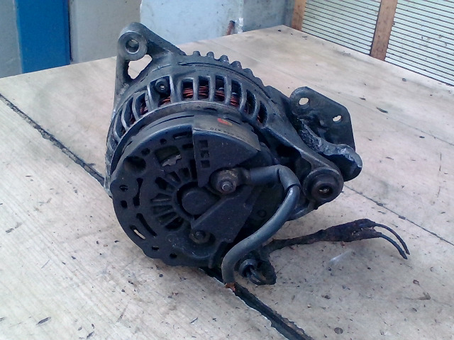 AUDI A6 97-04 Generátor, dízel bontott alkatrész