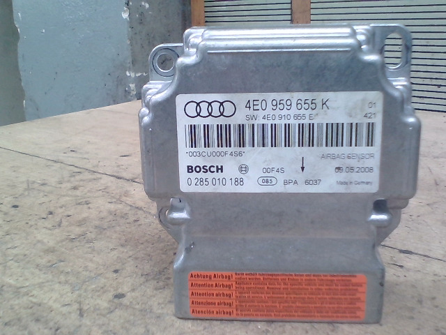 AUDI A8 2003.01.01-2010.02.28 Légzsák vezérlőegység bontott alkatrész