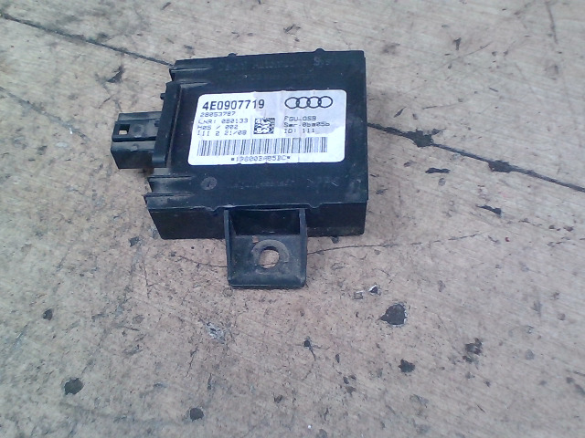 AUDI A8 2003.01.01-2010.02.28 Immobiliser modul bontott alkatrész