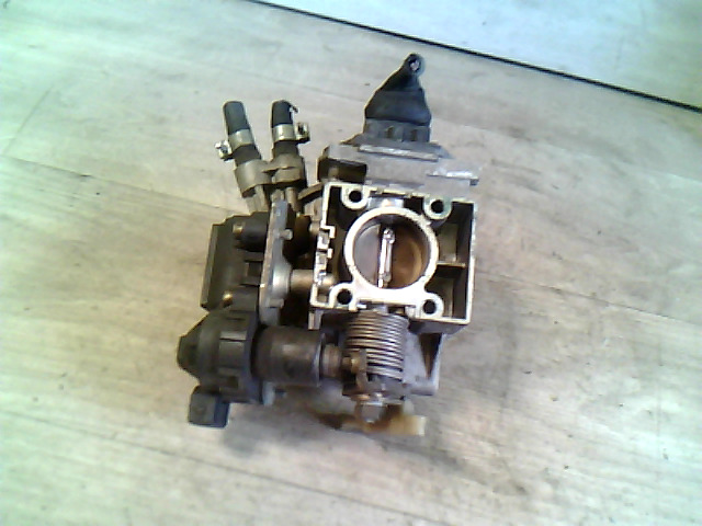 RENAULT R19 92- Központi injektor befecskendező bontott alkatrész