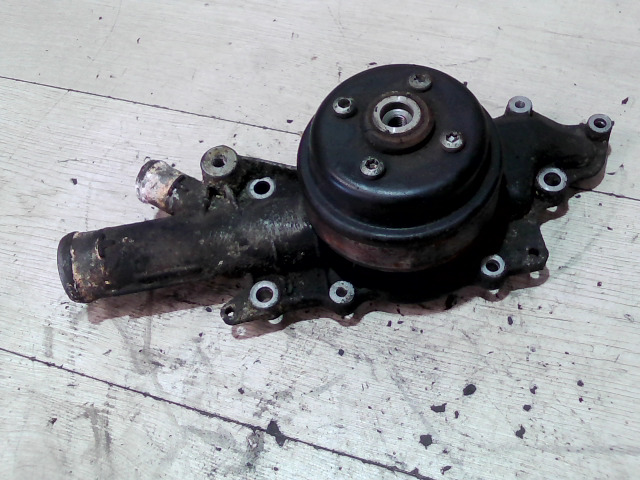 CHRYSLER SPRINTER 2006.06-2013.09 Vízpumpa bontott alkatrész