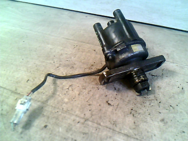 SUZUKI SWIFT 89-96 Gyújtáselosztó bontott alkatrész