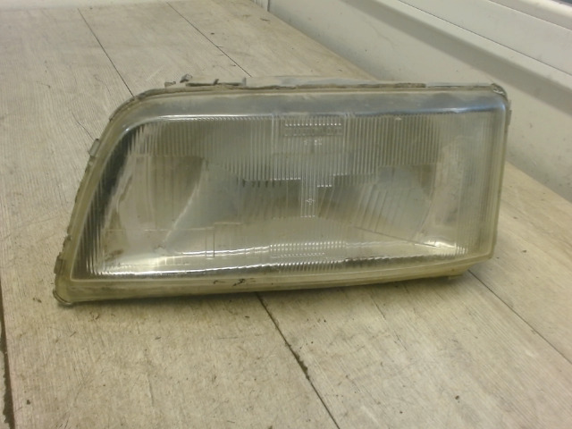 Bal első fényszóró