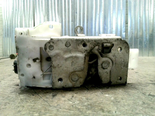 FORD MONDEO 01-07 Bal hátsó ajtó zárszerkezet központi záras bontott alkatrész