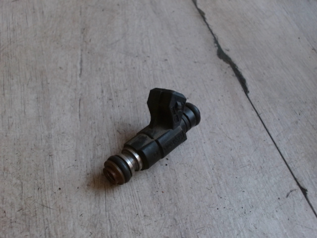 VW POLO IV. 99-02 Injektor befecskendező hengerenkénti bontott alkatrész
