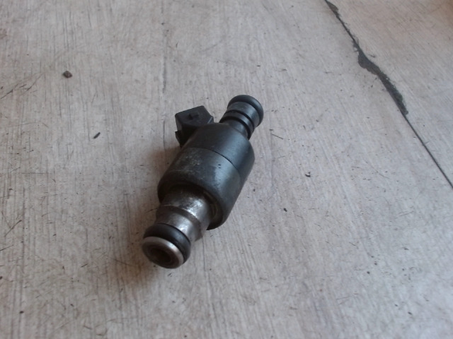 OPEL ASTRA F 94-02 Injektor befecskendező hengerenkénti bontott alkatrész