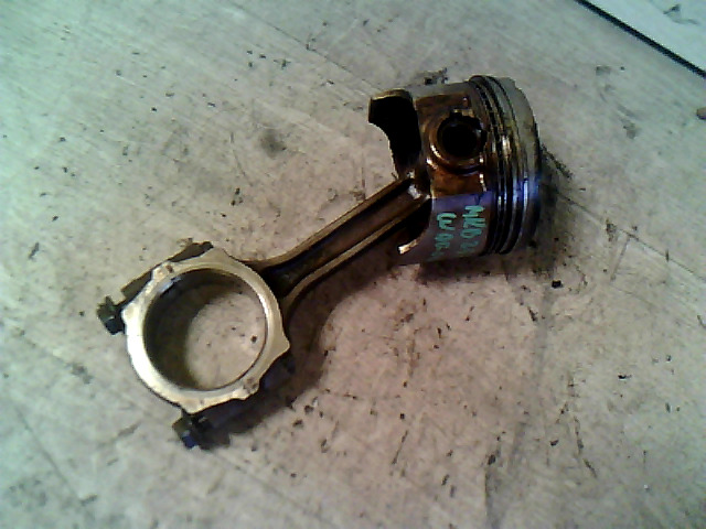 Dugattyú és hajtókar