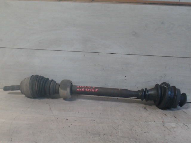 RENAULT MEGANE 95-99 Jobb első féltengely bontott alkatrész