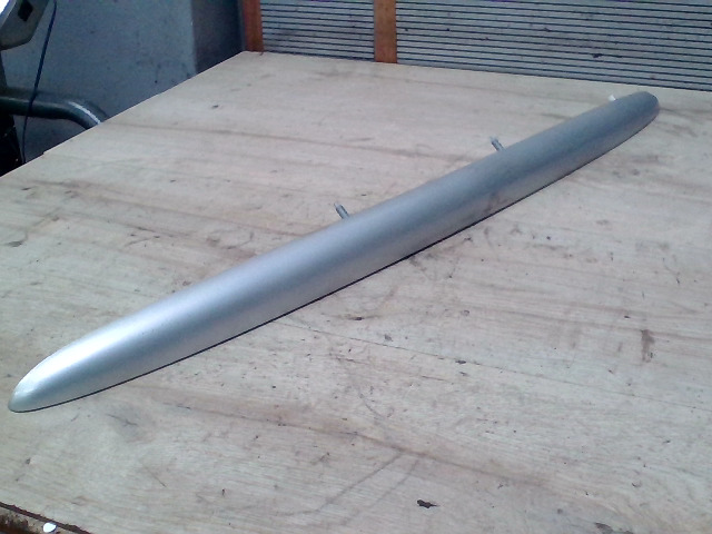 Csomagtér ajtó díszléc