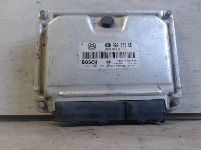 VW POLO IV. 99-02 Motorvezérlő egység ecu pcm modul bontott alkatrész