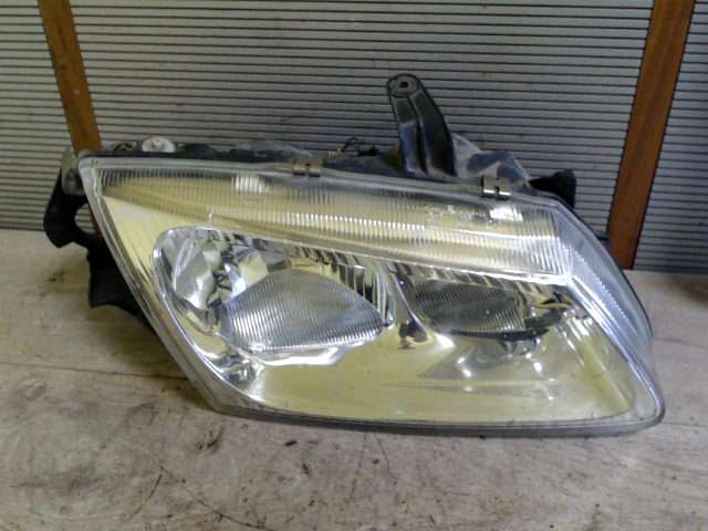NISSAN ALMERA 00-03 Jobb első fényszóró bontott alkatrész