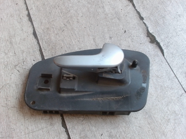 OPEL CORSA C 00-06 Jobb hátsó belső kilincs bontott alkatrész