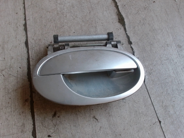 OPEL CORSA C 00-06 Jobb első külső kilincs  bontott alkatrész