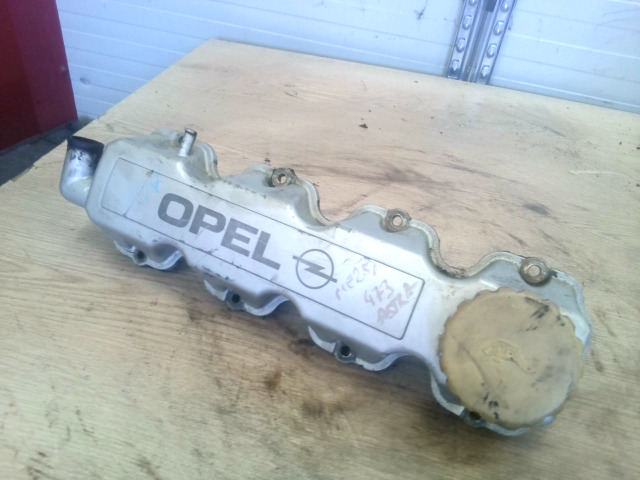 OPEL ASTRA F 91-94 Szelepfedél bontott alkatrész