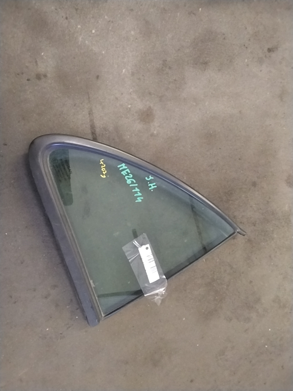 NISSAN ALMERA 03- Jobb hátsó fixüveg ajtóban bontott alkatrész