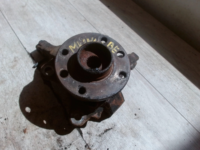 OPEL CORSA C 00-06 Csonkállvány kerékaggyal bal első bontott alkatrész