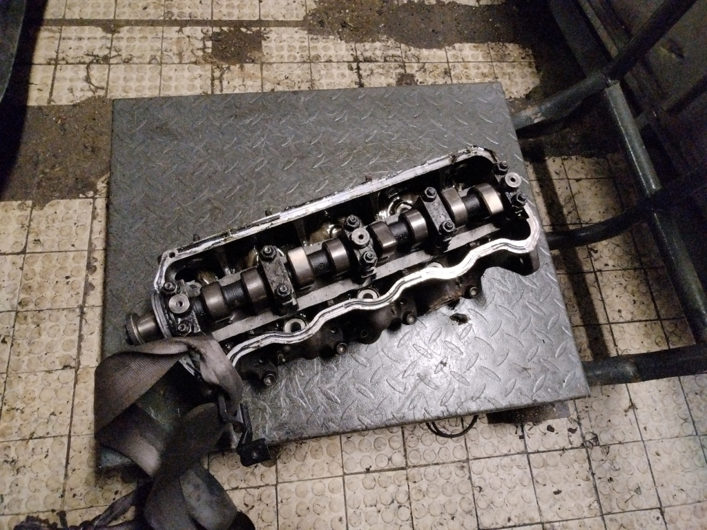 FORD GALAXY 95.08-00.09 Hengerfej, diesel bontott alkatrész