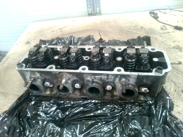 OPEL ASTRA F 94-02 Hengerfej. benzines bontott alkatrész