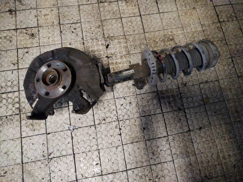SKODA FABIA 99-07 Jobb első lengéscsillapító rugóval bontott alkatrész