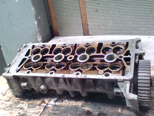 FIAT PUNTO II. Vezérműtengelyház vezérművel bontott alkatrész