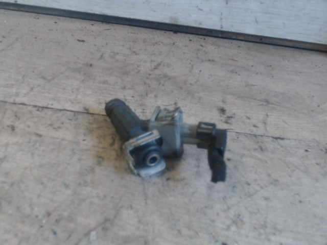 OPEL CORSA C 00-06 Injektor befecskendező hengerenkénti bontott alkatrész