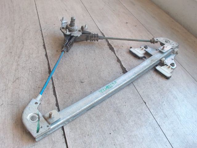 SUZUKI WagonR+ Bal hátsó ablakemelő szerkezet mechanikus bontott alkatrész