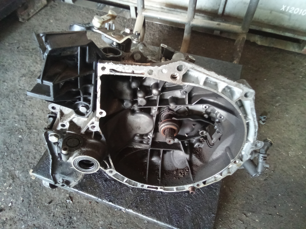 PEUGEOT 207 06.06.01-13.06.30 Sebességváltó. benzines manuális bontott alkatrész