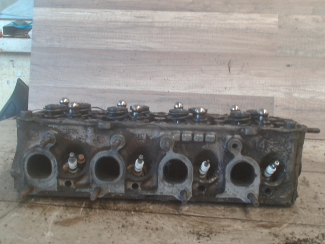 OPEL CORSA B 93-00 Hengerfej. benzines bontott alkatrész