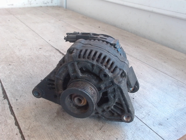 NISSAN MICRA K11 92.08-00.07 Generátor.benzines bontott alkatrész