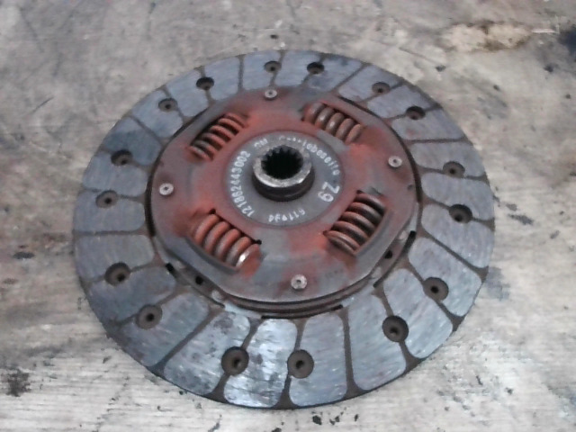 OPEL ASTRA F 94-02 Kuplung tárcsa bontott alkatrész