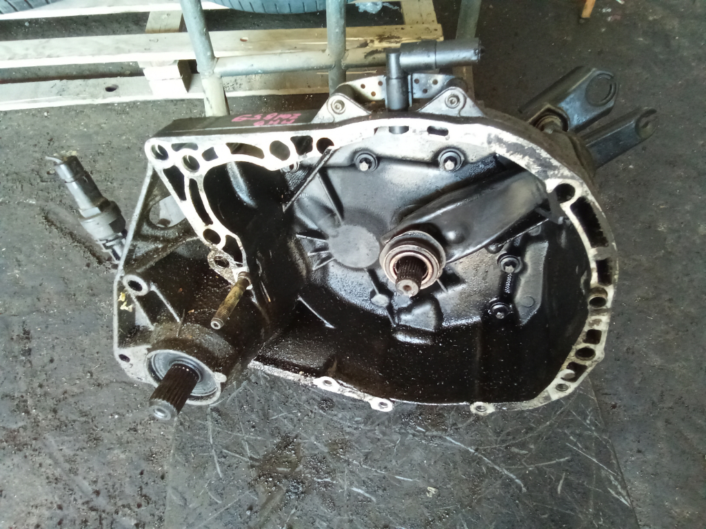 RENAULT THALIA 02.03-08.10 Sebességváltó. benzines manuális bontott alkatrész