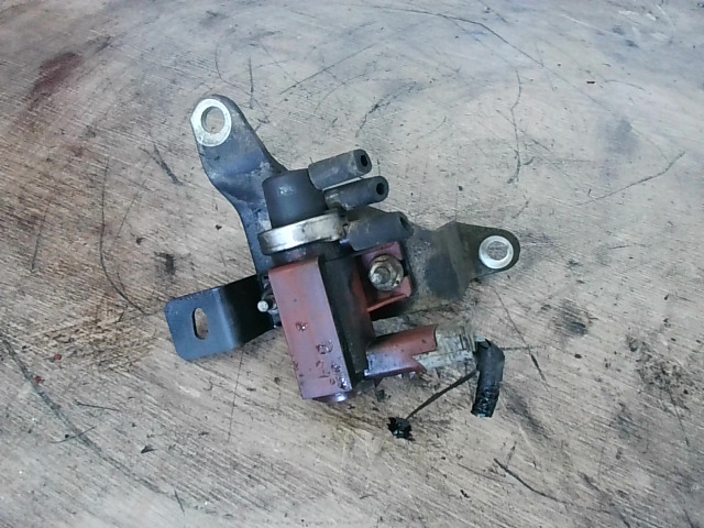 FORD C-MAX 03.06-07.03 Turbónyomás szabályzó szelep bontott alkatrész