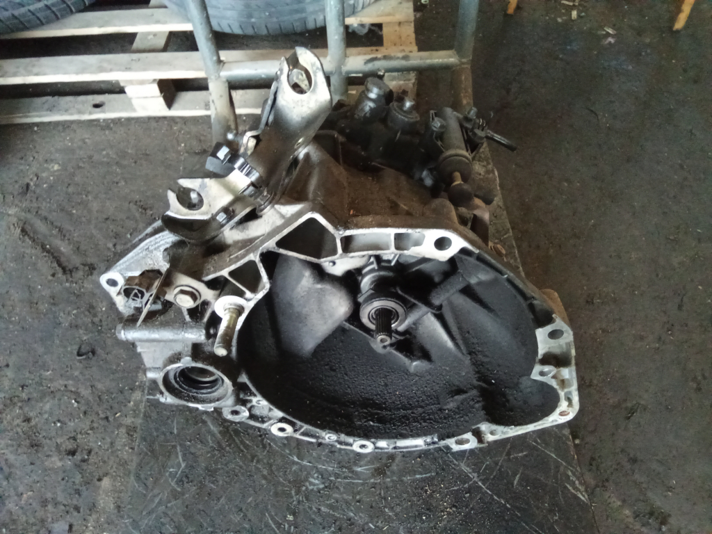 FIAT STILO 01.09-06.12 Sebességváltó. benzines manuális bontott alkatrész
