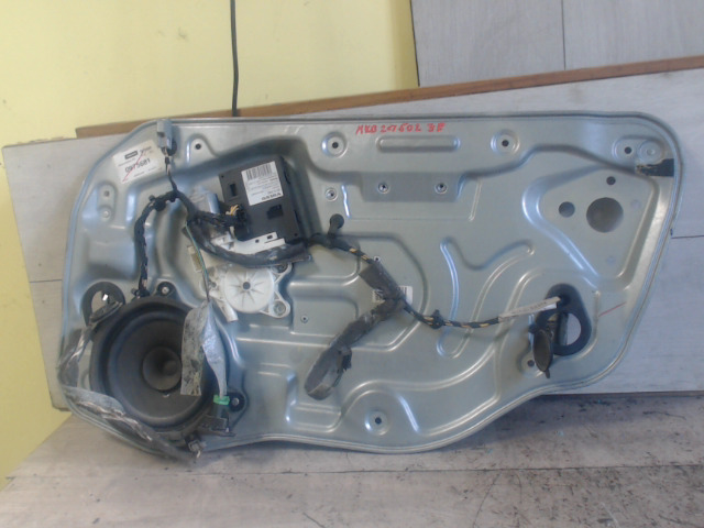 VOLVO V50 2004.04.01-2007.12.31 Jobb első ablakemelő szerkezet elektromos bontott alkatrész