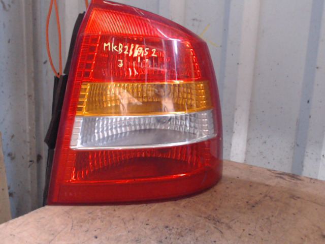 OPEL ASTRA G 97-04 Jobb hátsó lámpa bontott alkatrész