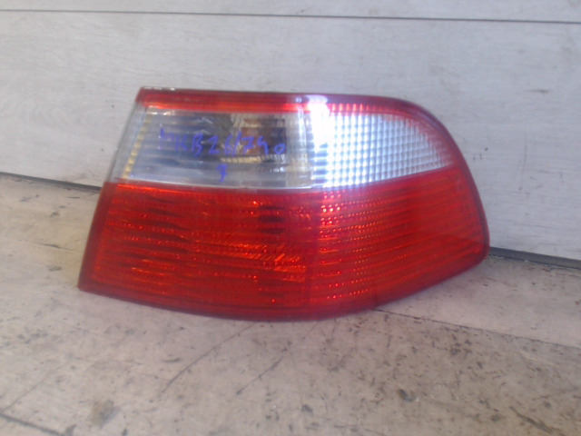 FIAT ALBEA 02.01.01-04.12.31 Jobb külső hátsó lámpa bontott alkatrész