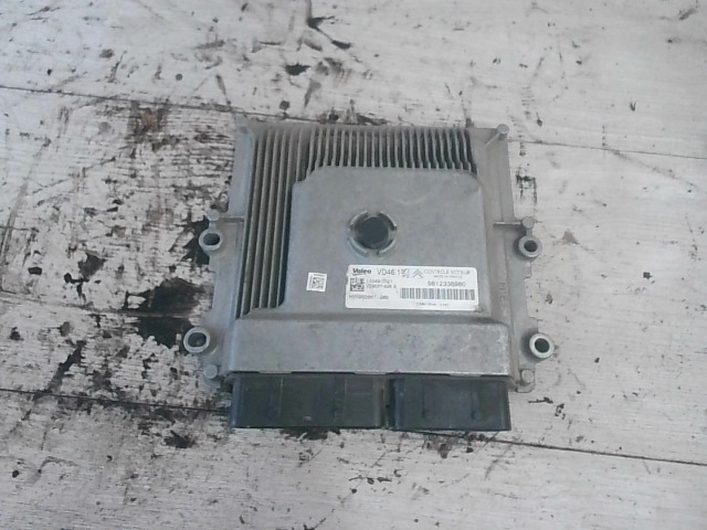 PEUGEOT 308 T9 2013.10.01-2017.08.01 Motorvezérlő egység ecu pcm modul bontott alkatrész