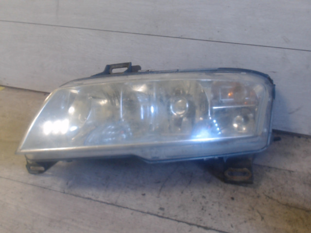 FIAT STILO 01.09-06.12 Bal első fényszóró bontott alkatrész