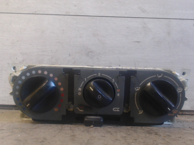 FIAT ALBEA 02.01.01-04.12.31 Fűtés vezérlő panel bontott alkatrész