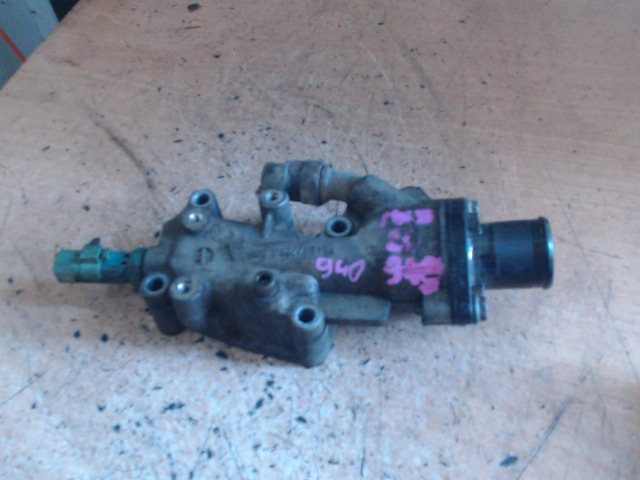 PEUGEOT 307 01-05 Termosztátház bontott alkatrész