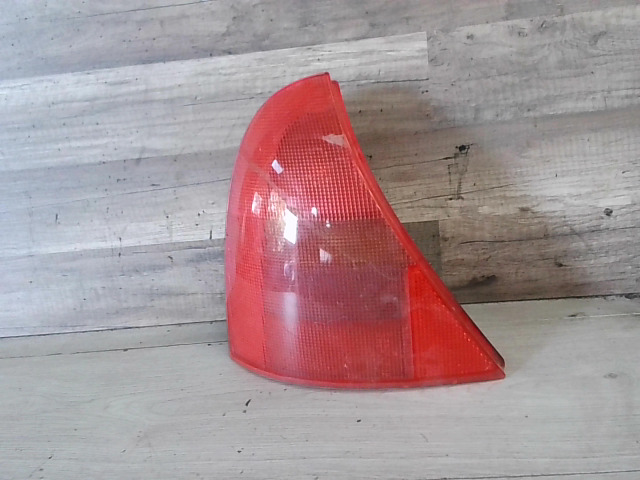 RENAULT CLIO 98-01 Bal hátsó lámpa bontott alkatrész