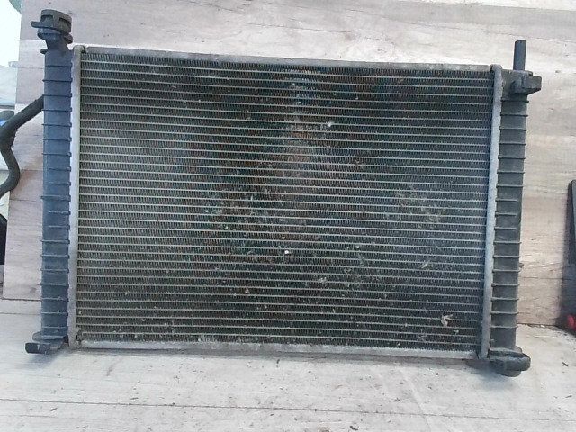 FORD FUSION 02-05 Vízhűtő, radiátor bontott alkatrész