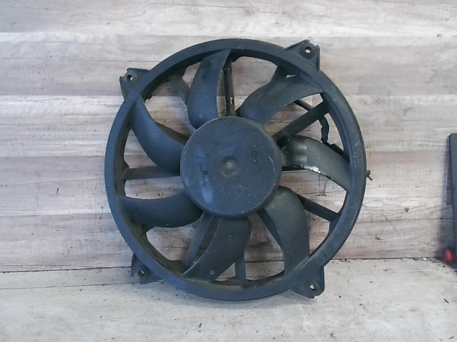 PEUGEOT 307 01-05 Hűtőventilátor bontott alkatrész