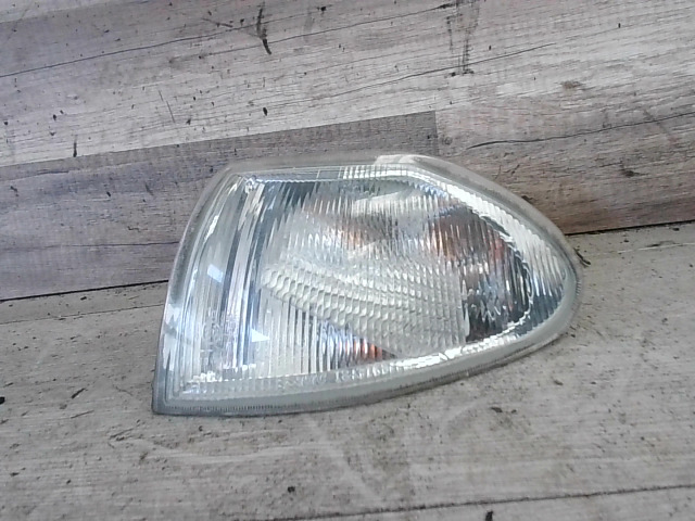 OPEL ASTRA F 91-94 Bal első irányjelző bontott alkatrész