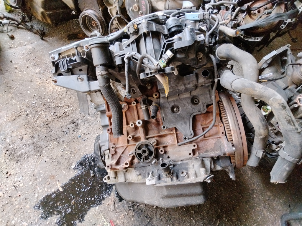 FORD Kuga 2008.05.01-2012.12.31. Motor, diesel fűzött blokk hengerfejjel bontott alkatrész