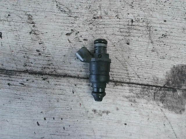 AUDI A3 2008.05 - 2012.08 Injektor befecskendező hengerenkénti bontott alkatrész