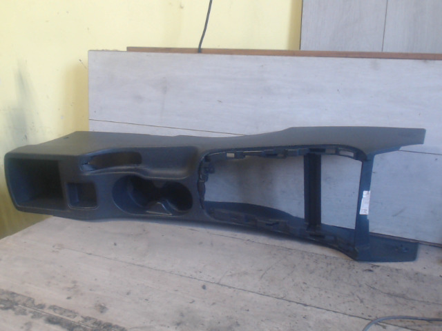 HYUNDAI I30 (FD) 2007.03-2012.02.28 Kardánbox borítás középső bontott alkatrész